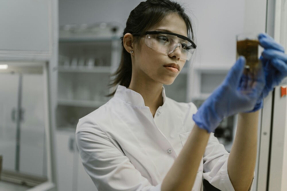 Penelitian yang dilakukan oleh tim R&D untuk mendapatkan formulasi perisa terbaik