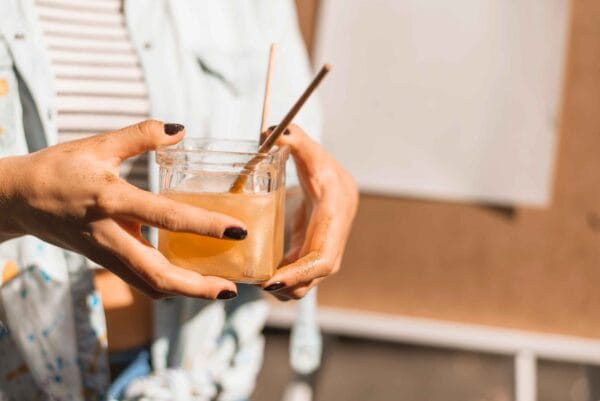 Bagaimana Kesehatan Mental & Protein Mendorong Tren Minuman; How Mental Wellness & Protein are Driving Beverage Trends