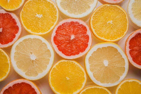 Capturing the Lively and Authentic Freshness of Citrus; Menangkap Kesegaran Citrus yang Hidup dan Autentik