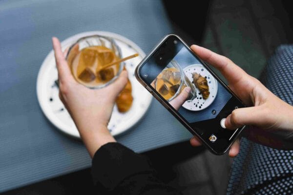 Digital Flavor Revolution: How Social Media Steers Gen Z's Palate